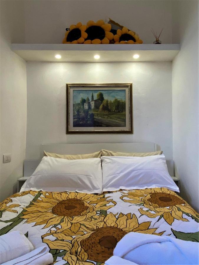 Overlooking'S Duomo Apartment In Mercato Centrale ฟลอเรนซ์ ภายนอก รูปภาพ